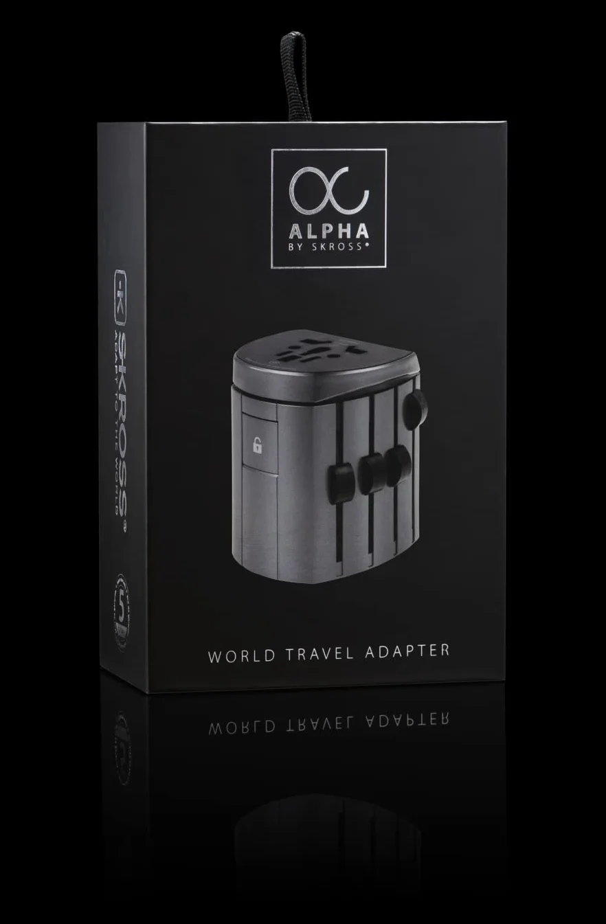 SKROSS | 1.104100 | Alpha Line | Adattatore Universale da Viaggio Completo per Prese a 2 o 3 Poli - 10 A - Fino a 2.500 watt (adatto anche a PC e Asciugacapelli - 5 Anni Garanzia Internazionale