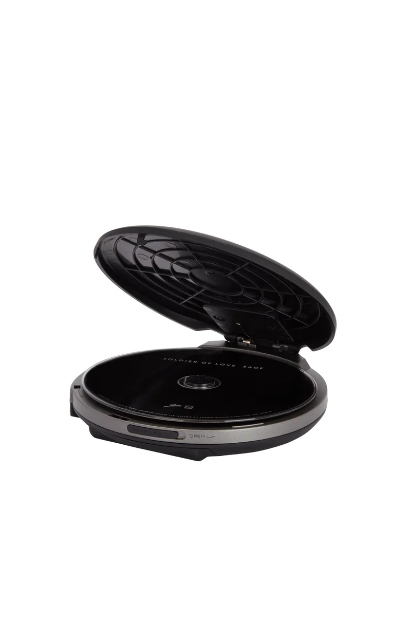 Aiwa Lettore CD Portatile PCP-850 (Nero) MP3 Ricaricabile Hyper Bass | Compatibile con CD, CD-R, CD-RW e file MP3. Batteria ricaricabile con autonomia fino a 8 ore.