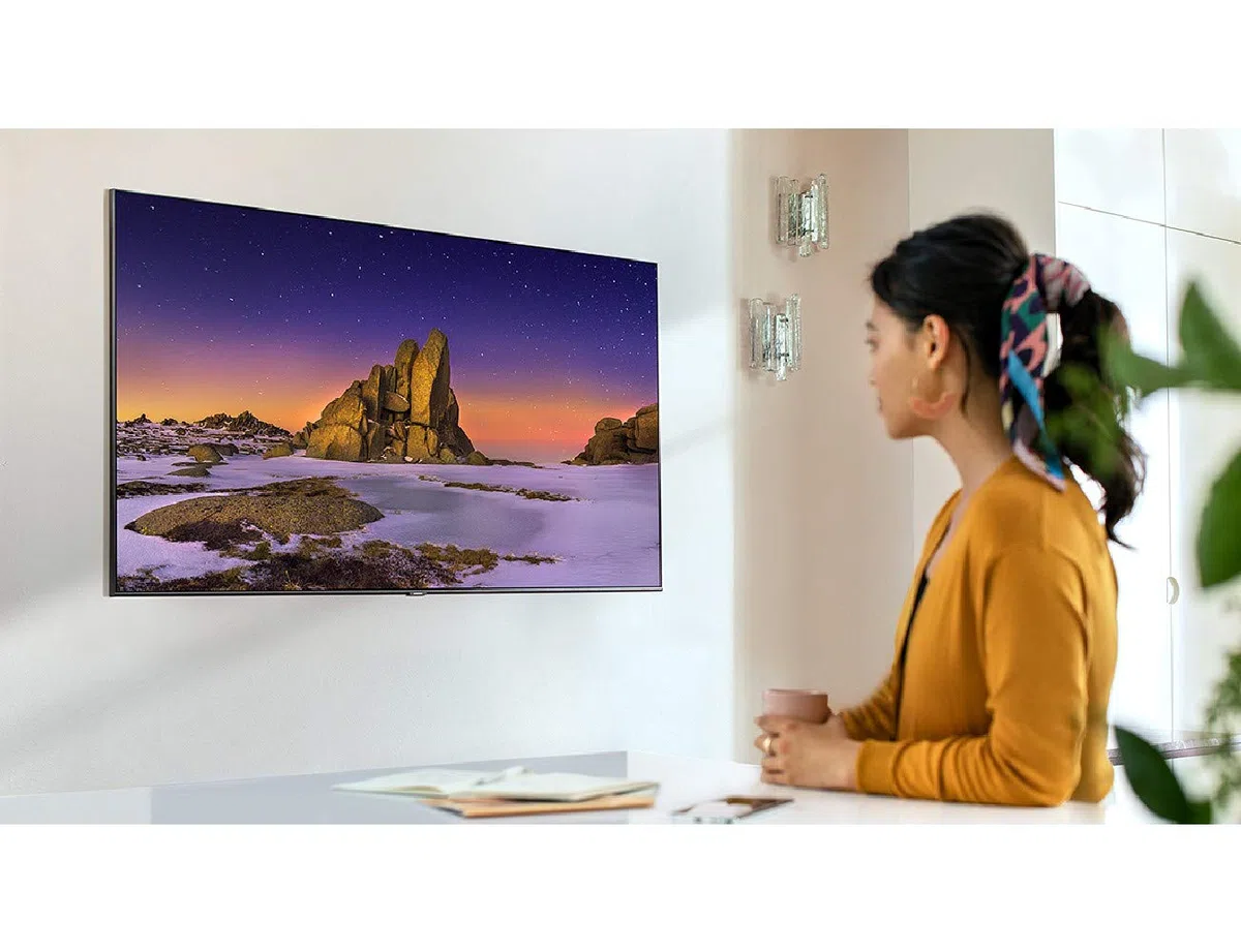Samsung QE50Q60TAUXZT Smart TV 50” QLED 4K, Ultra HD, Dual LED, Processore Quantum Lite, Quantum HDR, Wi-Fi, New Bezel-less design, Nero, 2020, Alexa integrata
