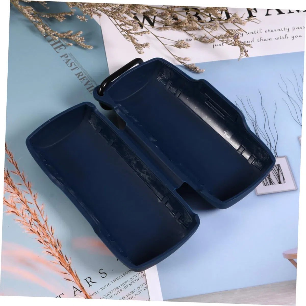 DOITOOL 3 Pezzi Custodia Protettiva Per Auricolari in Silicone Compatto E Robusto Scatola Antigraffio Antiurto Scura