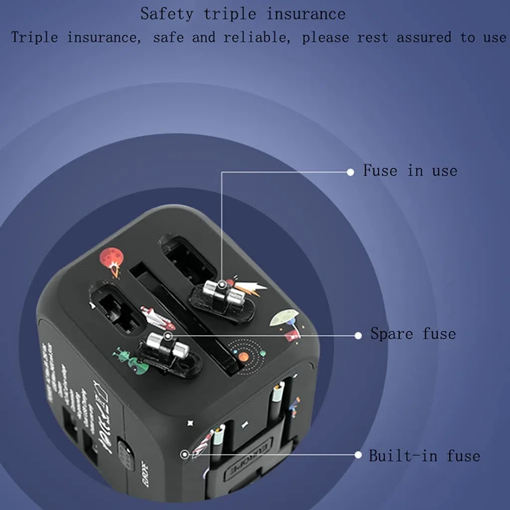 Adattatore da Viaggio Universale Adattatore di Alimentazione Internazionale con 3 Porte USB Adattatore da 100-240 Volt per Regno Unito Giappone Cina Europa USA CA AU AE