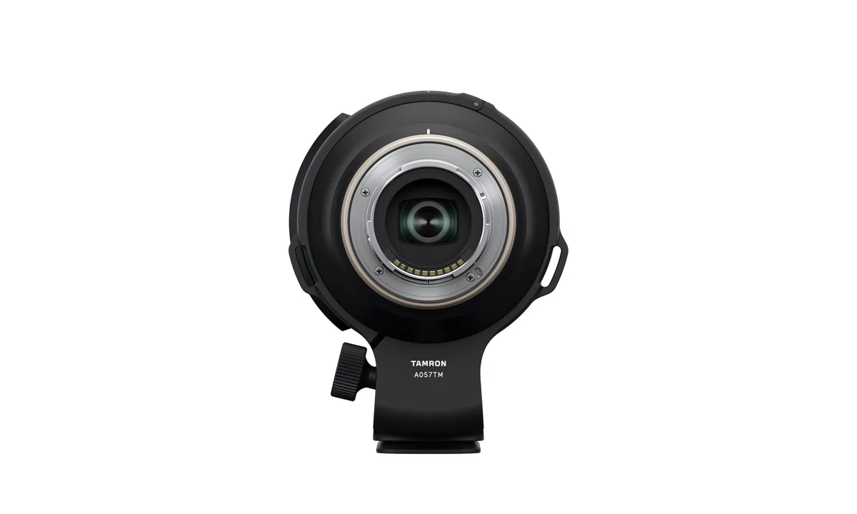 TAMRON 150-500mm f/5-6.7 Di III VC VXD - obiettivo zoom per fotocamere mirrorless APS-C con attacco Fujifilm X-mount