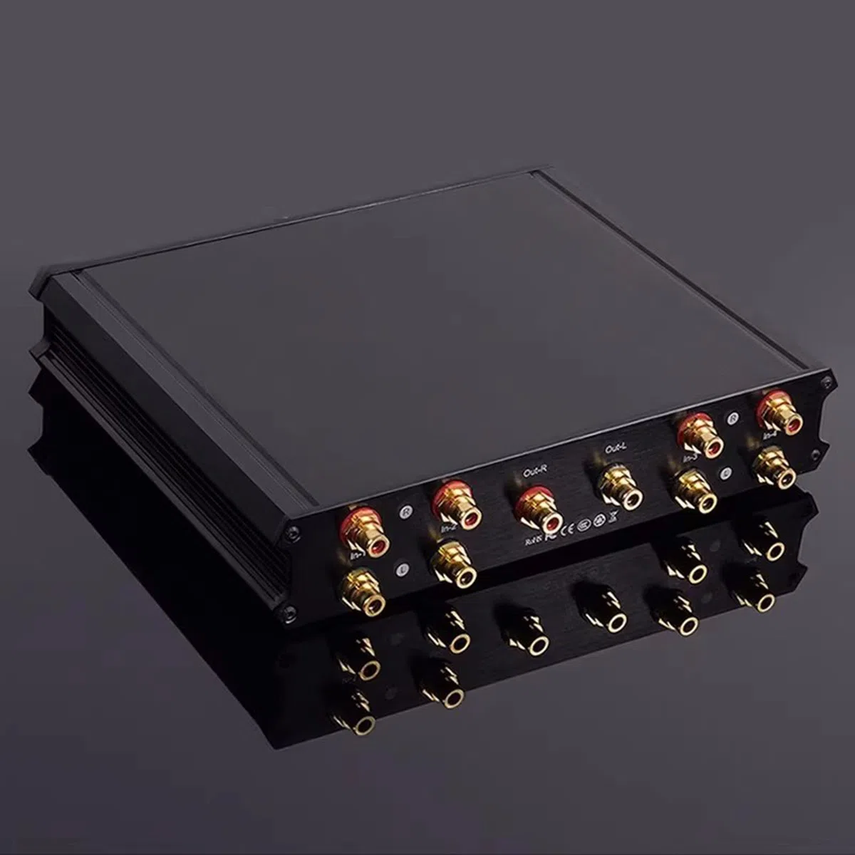 Commutatore Audio 4 in 1 Uscita, Scatola di Commutazione del Segnale Sorgente Audio Stereo, Scatola di Divisione Audio Passiva Manuale, Selettore Hi-Fi Lossless