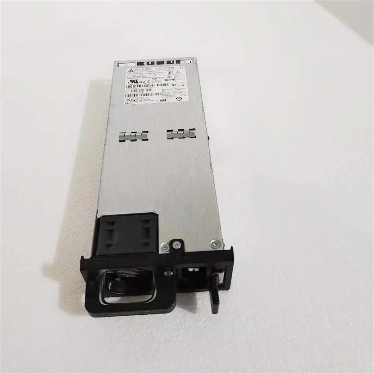 Alimentatore utilizzato sugli switch serie ISR4461/K9 341-100831-01 650 W PWR-4460-650-AC