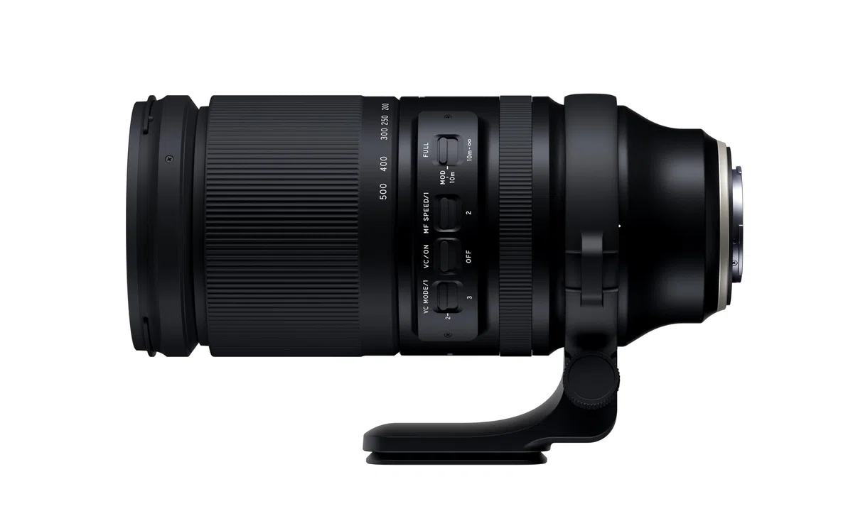 TAMRON 150-500mm f/5-6.7 Di III VC VXD - obiettivo zoom per fotocamere mirrorless APS-C con attacco Fujifilm X-mount