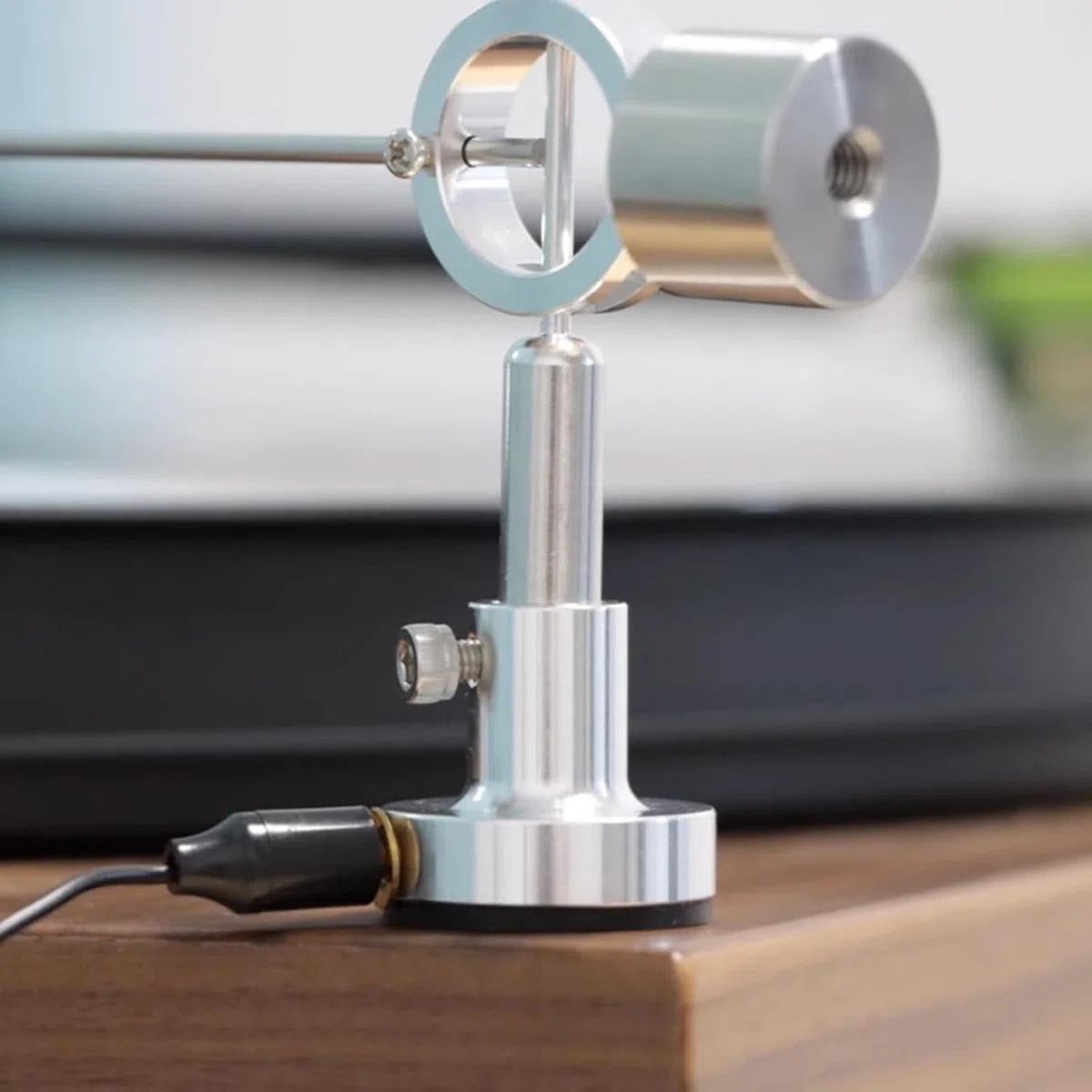 Braccio Per La Pulizia Dei Giradischi In Vinile, Spazzola Antistatica Per Dischi, Altezza Regolabile Da 4,5 a 6cm, Con Cavo Di Terra Da 1m, Pulisce Il Disco Durante La Riproduzione, Rimuove La Polvere