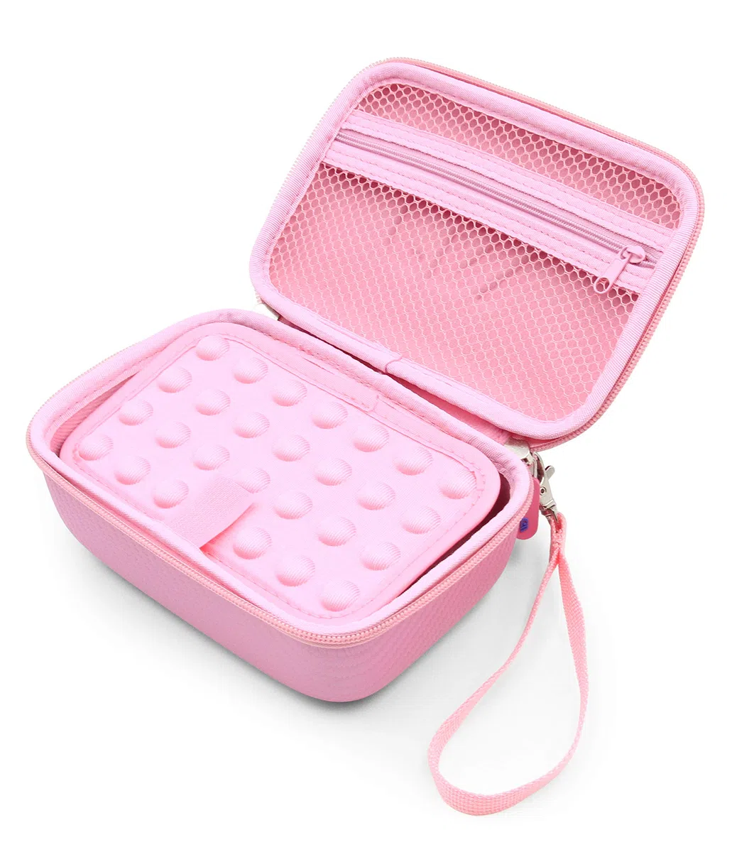 Casemix KIDCASE - Fotocamera impermeabile per bambini Ourlife con videocamera, scheda di memoria Ourlife, caricabatterie e accessori, include solo custodia