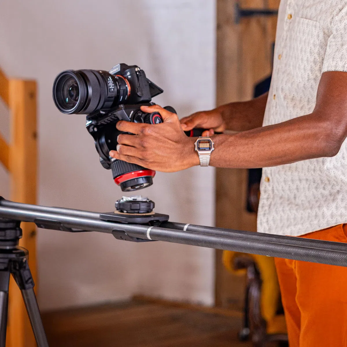 Manfrotto XCHANGE Quick Release, Sistema Universale per Treppiede/slider/accessori, Base e Piastra, Portata 20 Kg, Alluminio Leggero, Filetti 3/8" e 1/4", per Foto, Video e Luci