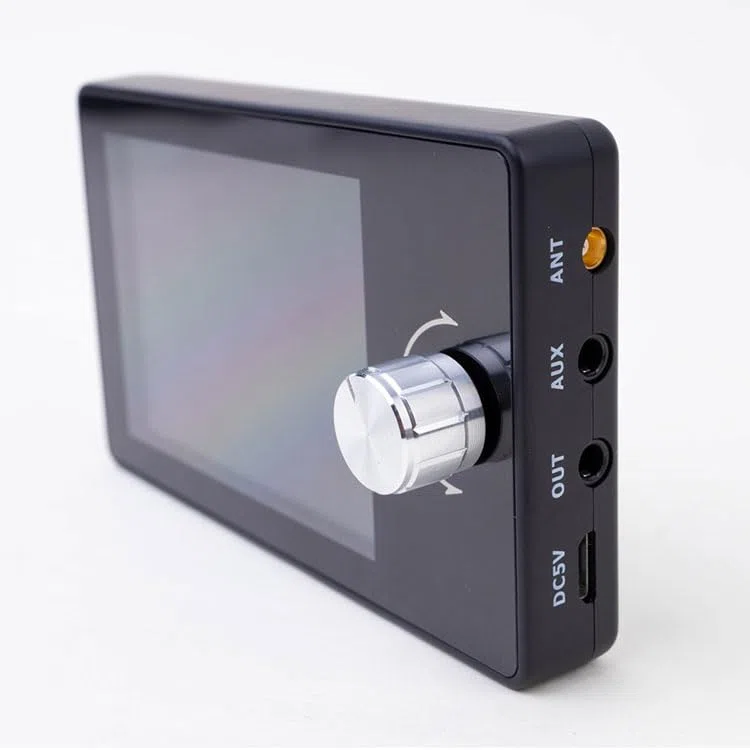 Autoradio digitale DAB+ Schermo da 2,8 pollici Bluetooth Video Display Trasmettitore FM Autoradio MP3 Trasmissione digitale Ricevitore AUX FM