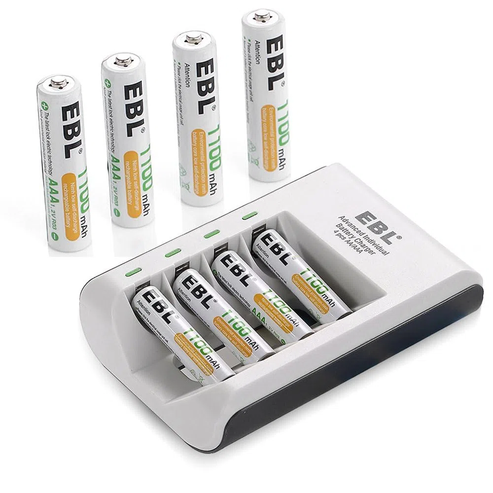 EBL Batterie ricaricabili AAA da 1100 mAh (8 confezioni) con caricabatterie intelligente AA AAA e cavo di ricarica micro USB