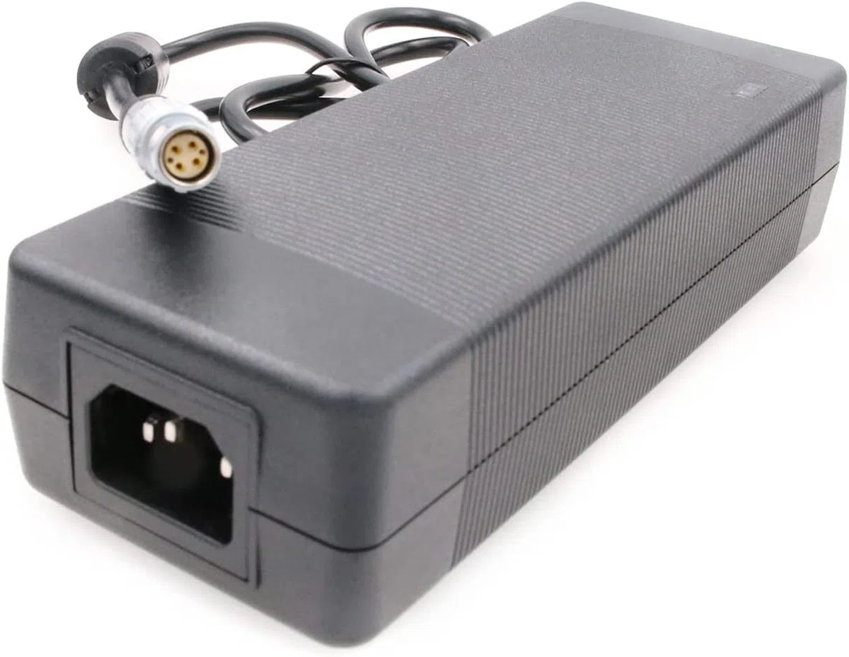 Alimentatore 16V 10A per Red Epic & Scarlet Camera DSMC2 DSMC 1B 6pin Femmina Adattatore Caricatore
