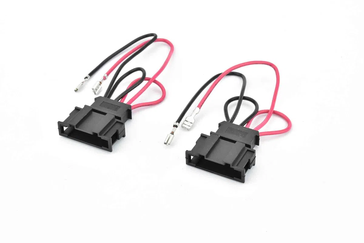 IPNOSIS Kit 2 Casse IP-01165 per VW Golf VI VII, VW New Beetle (No Cabriolet) fino al 2010, VW Polo dal 2009 in poi con 2 Supporti Anteriori, 2 Connettori