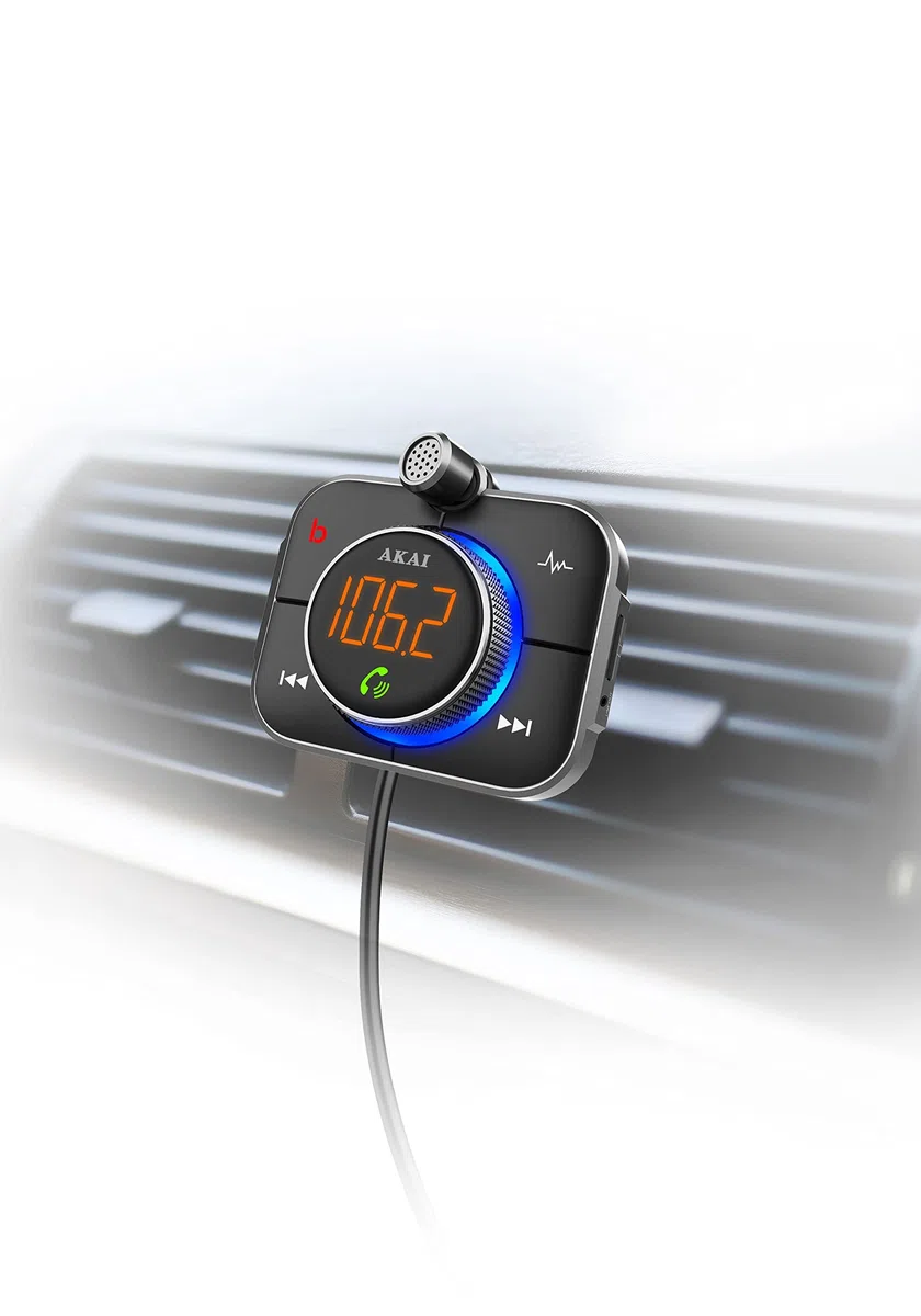 AKAI Trasmettitore Bluetooth 5.0 per auto, spina separata e parte di comando per presa d'aria, compatibile con QuickCharge e PD