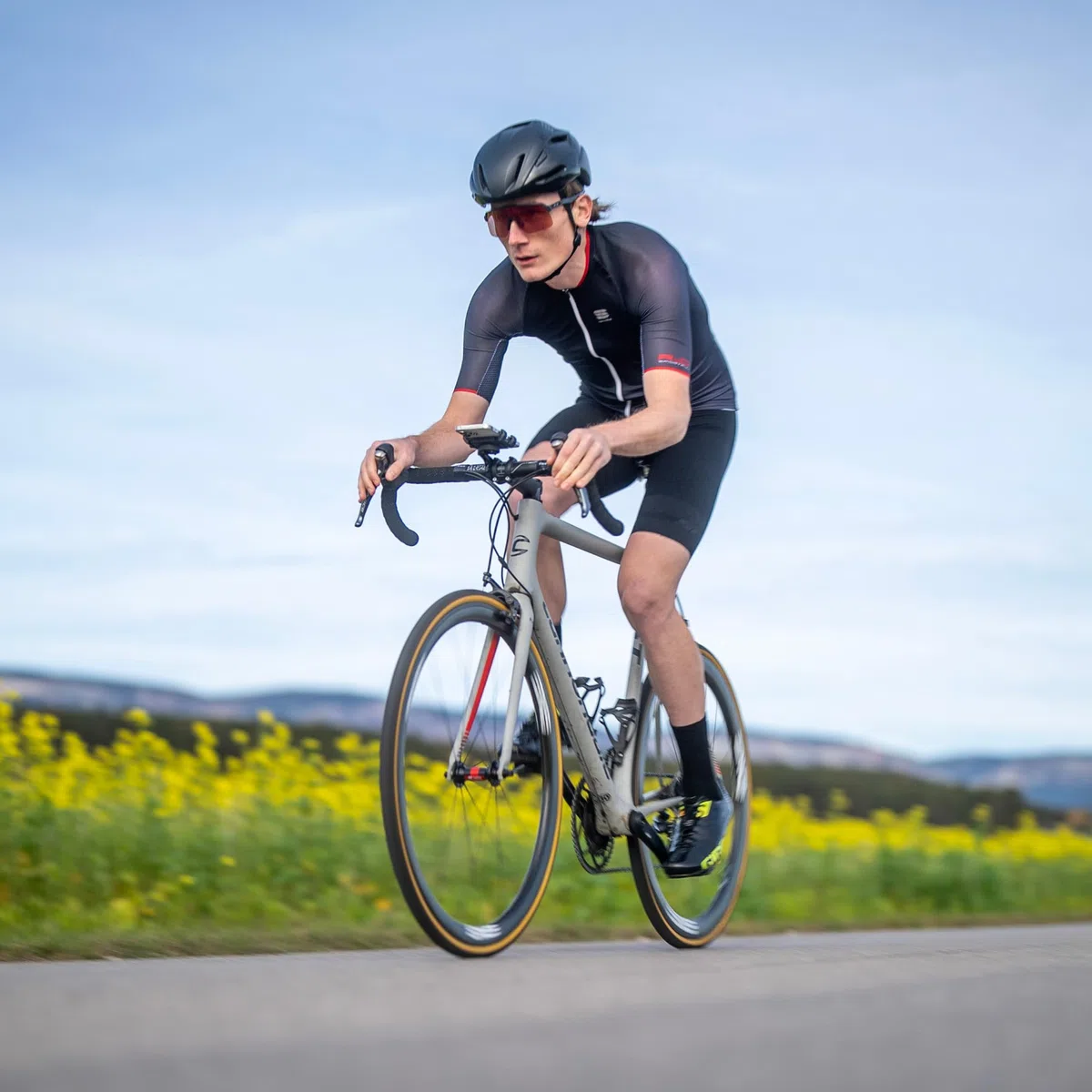 SP CONNECT Road Bike Bundle Universal Clamp | SPC+ | Supporto per cellulare bicicletta | Supporto per cellulare da corsa | Supporto per manubrio bici da corsa | Supporto per smartphone per bicicletta