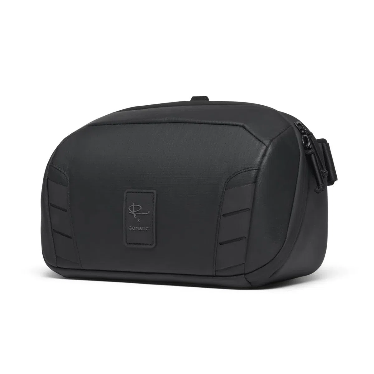 Gomatic Sling Bag Fotográfica 5L – Borsa Compacta para Cámara Mirrorless o Reflex, Diseño Peter McKinnon, Impermeable, Acceso Rápido, Ideal para Viajes, Ciudad o Fotografía Ligera