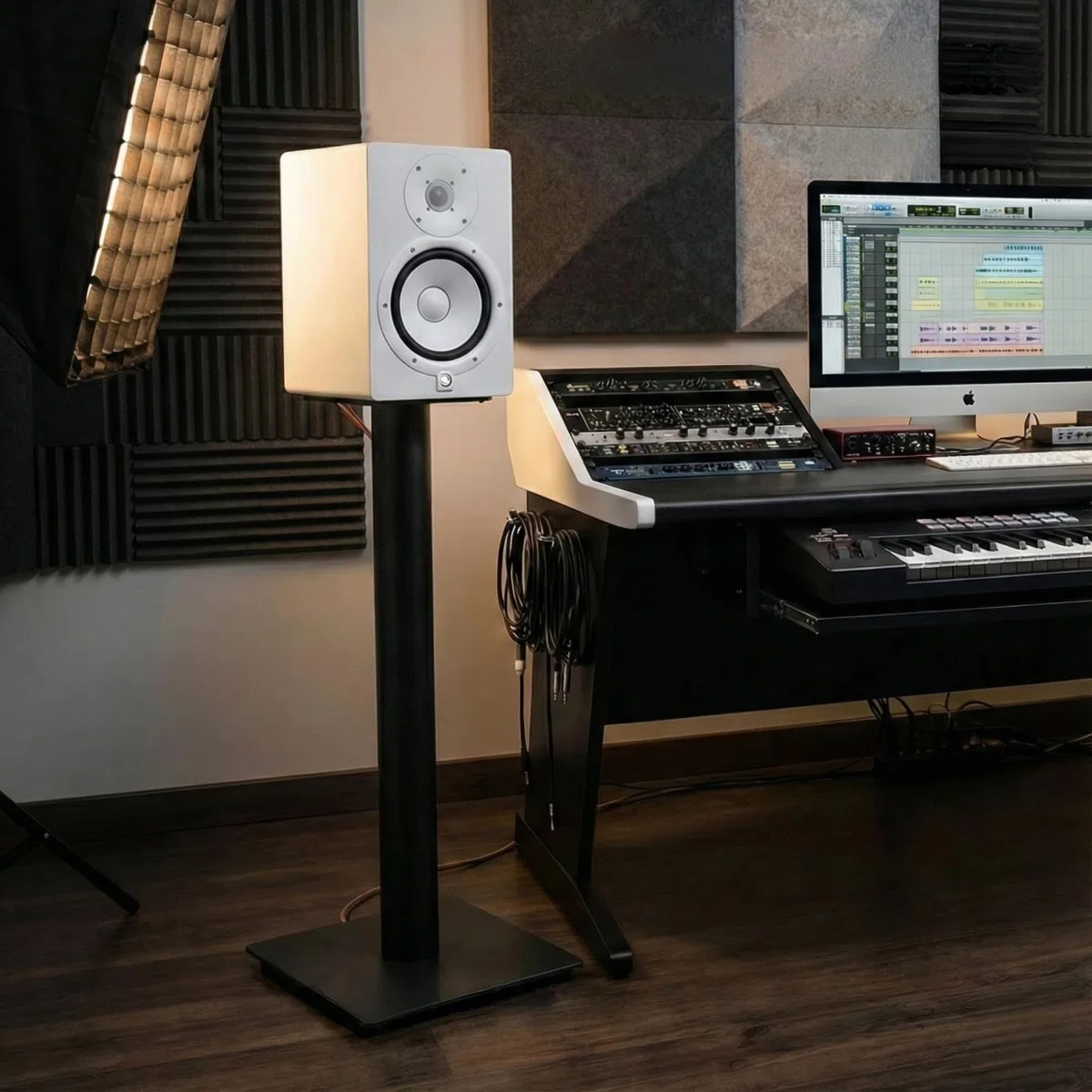 Sonorous SP100-70 Nero – Supporti da Pavimento per Diffusori 70 cm (Coppia) | Alluminio e Vetro Temperato | Fino a 20 kg per Supporto | Gestione Cavi Integrata.