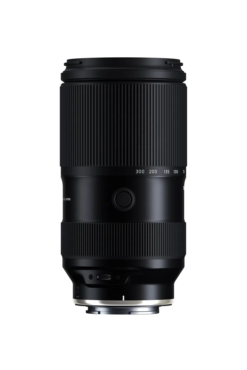 Tamron 50-300mm F/4.5-6.3 Di III VC VXD per fotocamere mirrorless full frame Sony E Mount